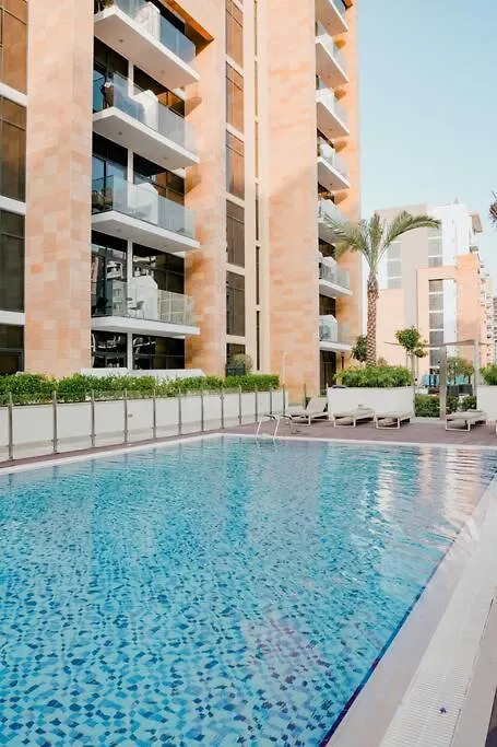 Cozy Studio With Garden Views In Nad Al Sheba Dubai Apartment