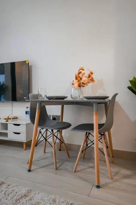 Cozy Studio With Garden Views In Nad Al Sheba Dubaj 0*,