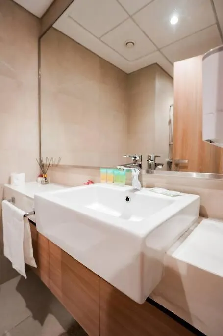 Apartmán Cozy Studio With Garden Views In Nad Al Sheba Dubaj