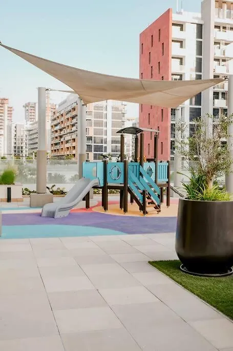 Cozy Studio With Garden Views In Nad Al Sheba Dubaj Apartmán
