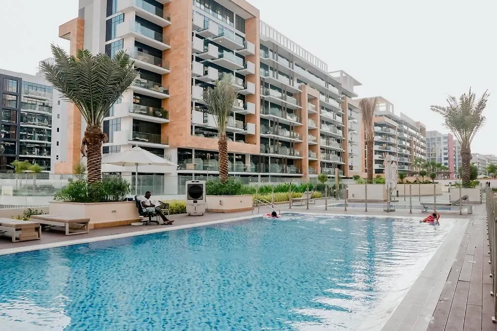 Cozy Studio With Garden Views In Nad Al Sheba Dubaj Apartmán
