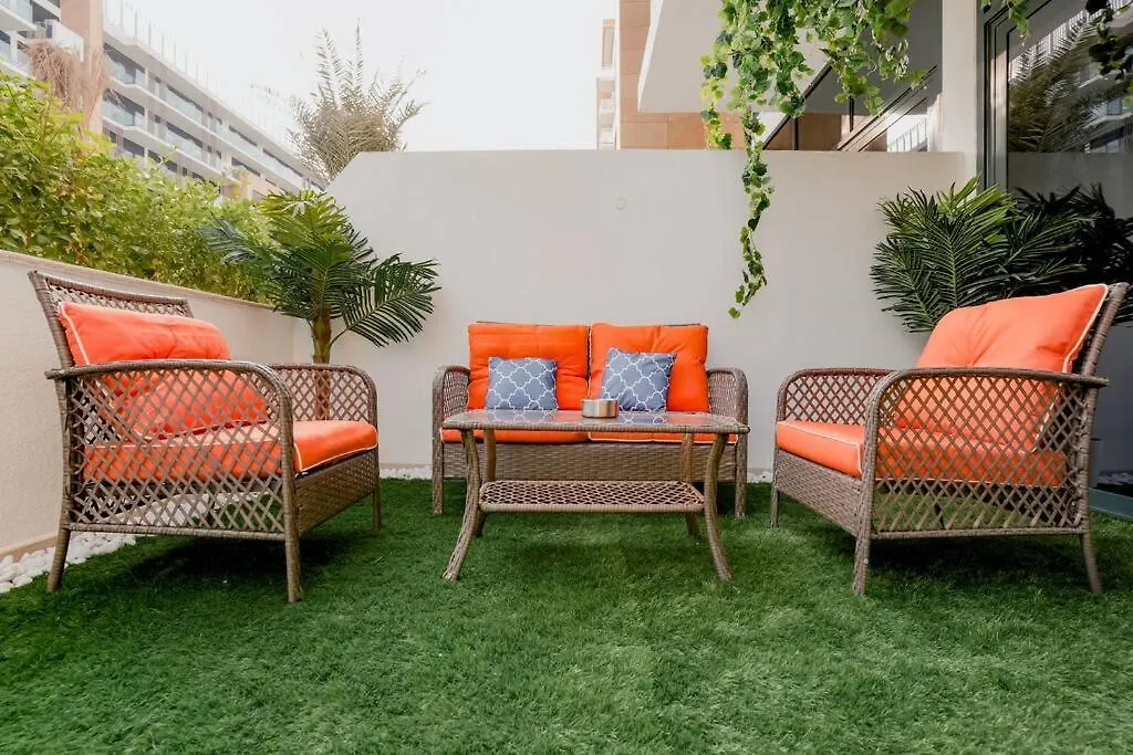 Cozy Studio With Garden Views In Nad Al Sheba Dubaj