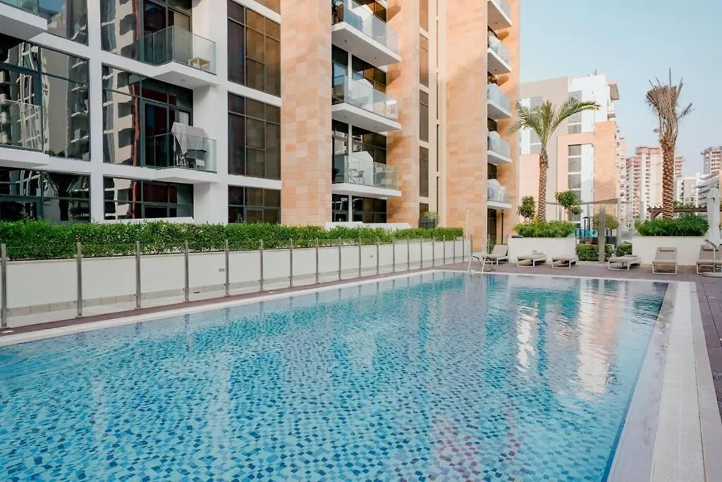 Apartment Cozy Studio With Garden Views In Nad Al Sheba Dubai