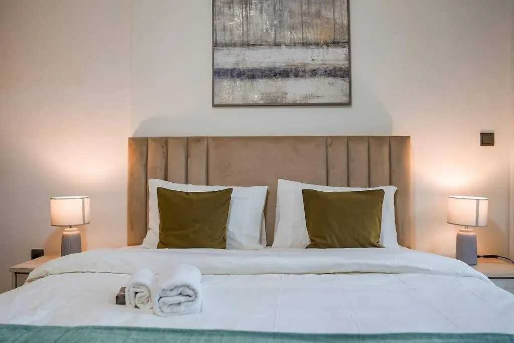 Cozy Studio With Garden Views In Nad Al Sheba Dubai Apartment