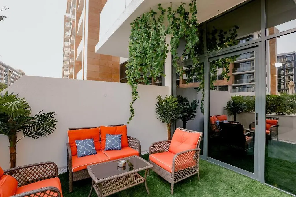 Apartment Cozy Studio With Garden Views In Nad Al Sheba Dubai United Arab Emirates